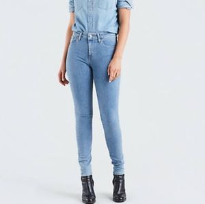 Levi's High Rise Women's Jeans